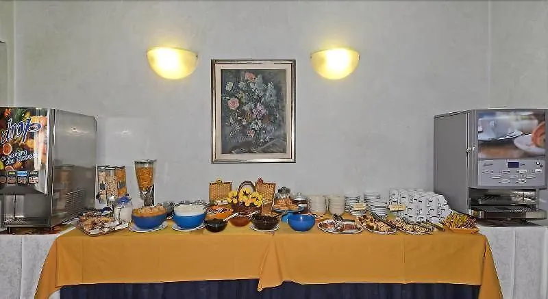 Hotel Garden Viareggio 3*,